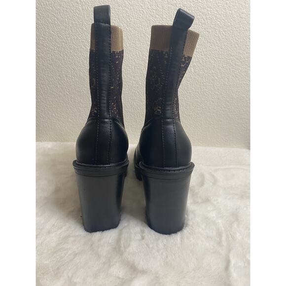 Guess Ankle Boots Womens Signature Size 6 - Picture 4 of 8